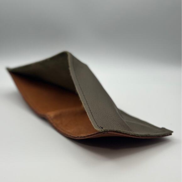 Handmade Camo Green Brown Leather Wallet Oaxaca Minimalist - Picture 4 of 11